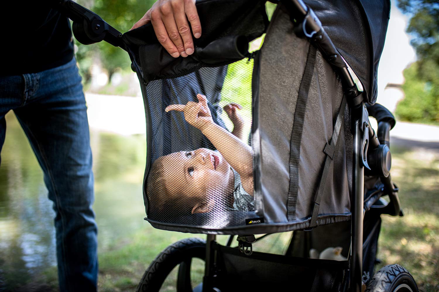 Sportlicher Dreirad-Kinderwagen – Geländegängiger Buggy mit XL-Lufträdern, Liegefunktion & großem Stauraum