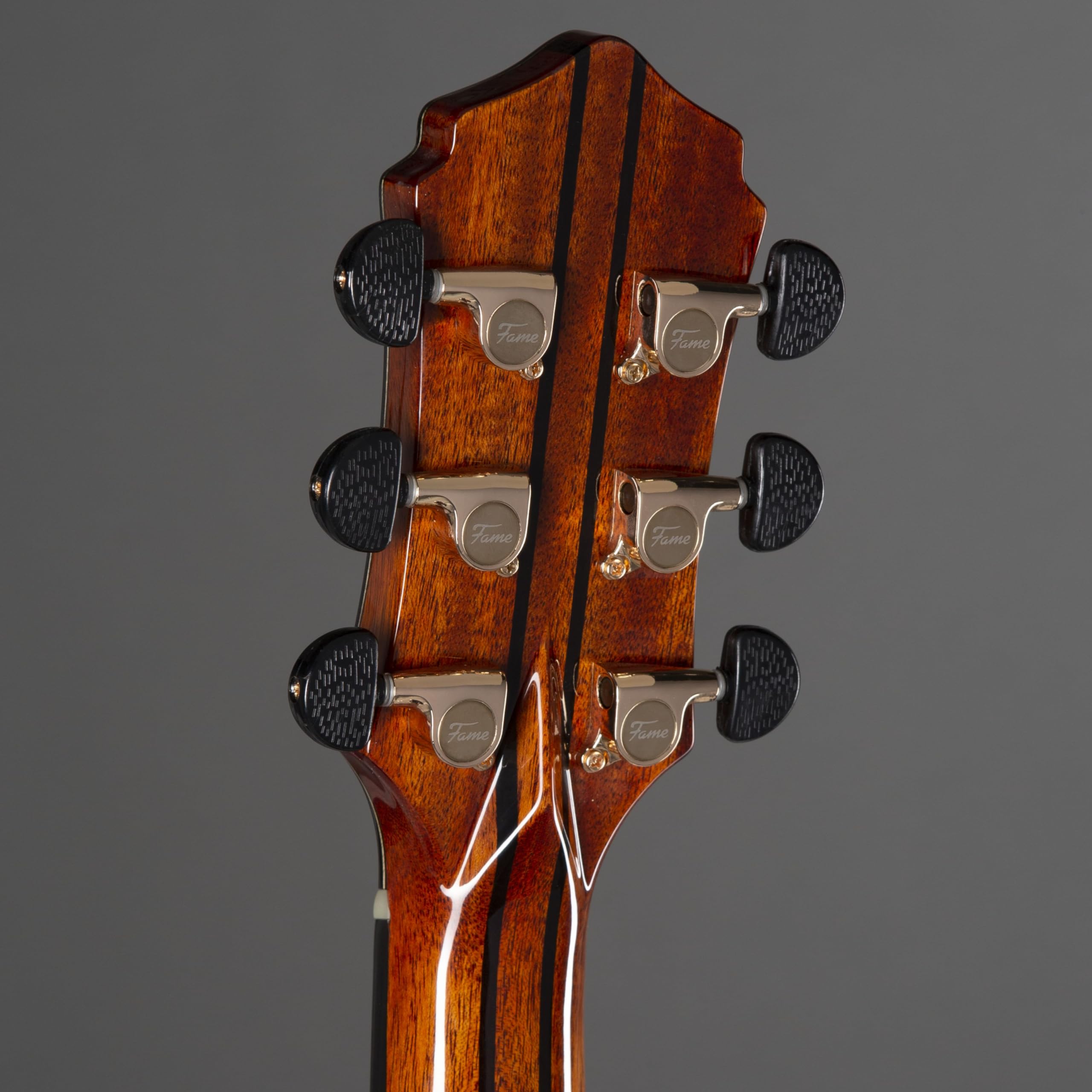 Grand Auditorium Westerngitarre – Cutaway, Fichte, Palisander